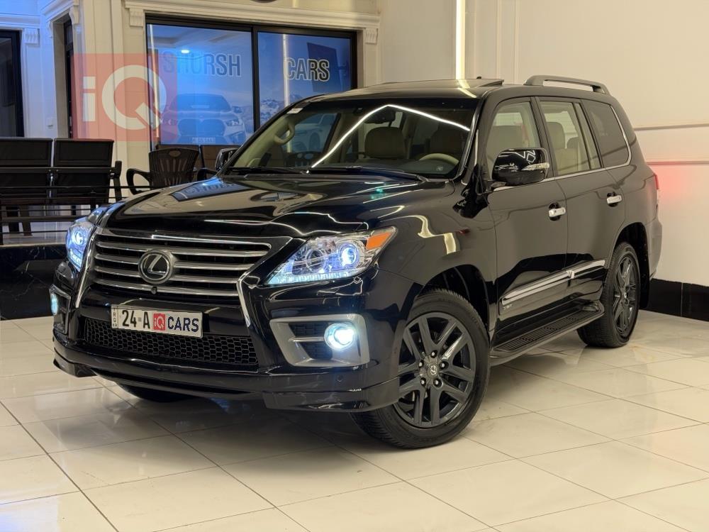 Lexus LX